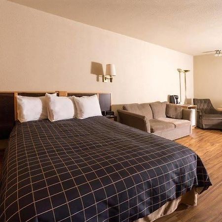 Hotel Le Hauterive Baie-Comeau Dış mekan fotoğraf
