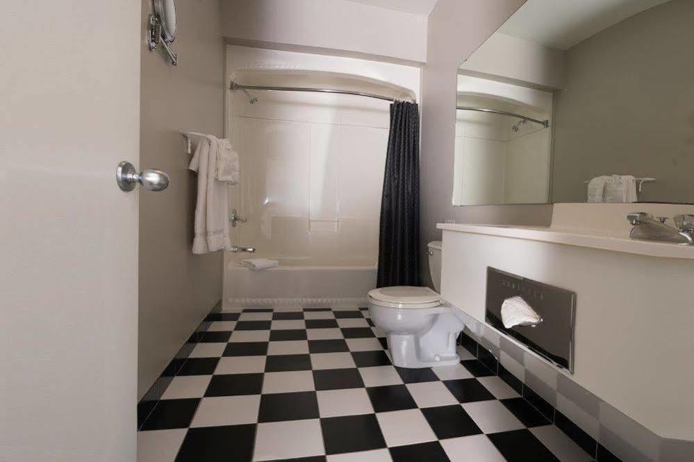 Hotel Le Hauterive Baie-Comeau Dış mekan fotoğraf
